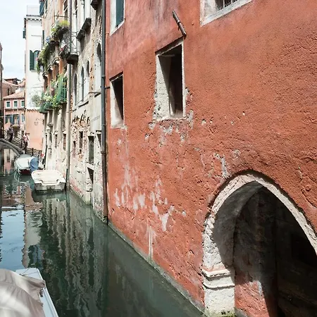 A Venezia, Vicino San Marco