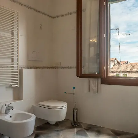 A Venezia, Vicino San Marco *