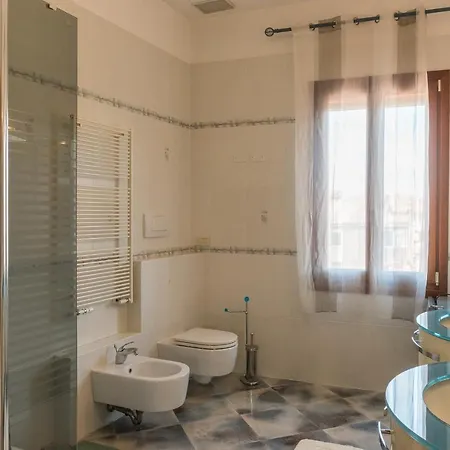Bed & Breakfast A Venezia, Vicino San Marco *